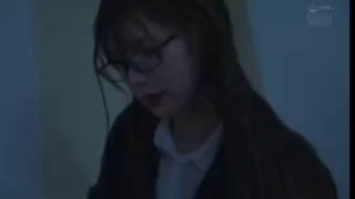 面罩哥花了大价钱 请来一位女神级别的姑娘来家里做爱玩自拍 妹子很美没清纯干起来又那么骚 值得收藏